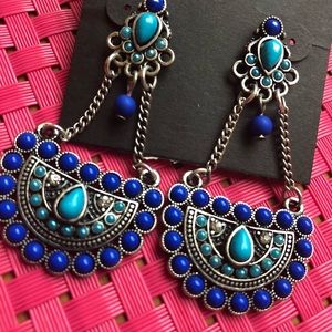 NWT! Boho blue beaded pierced chandelier earrings